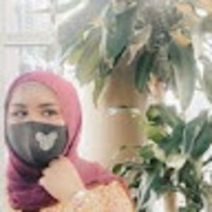 Meet your Posher, Sajidah